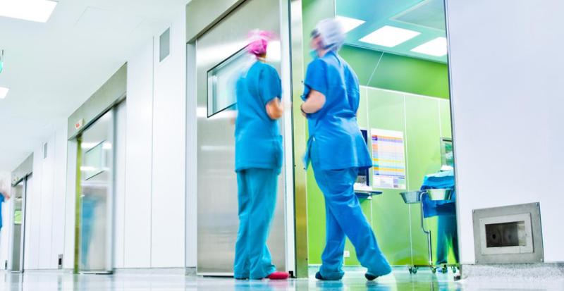 soins hospitaliers infirmiers et medecins