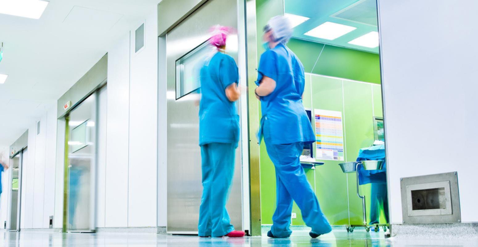 soins hospitaliers infirmiers et medecins